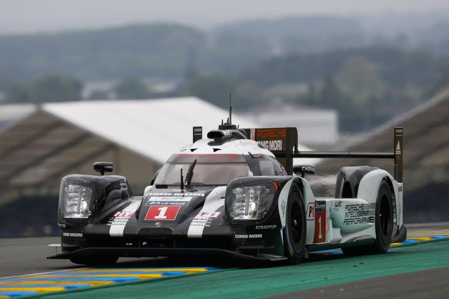  Porsche 919 Hybrid 2016 года  (фото 6 из 21)